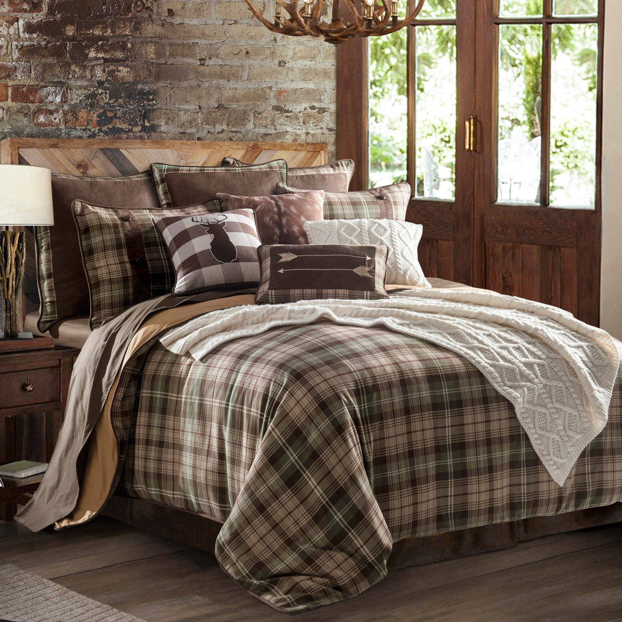 Huntermark Comforter Set