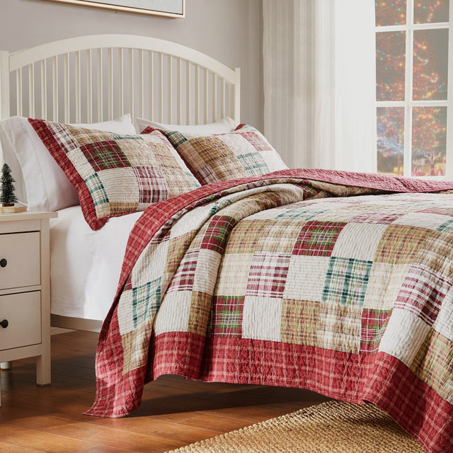 Princeton Red Quilt Set