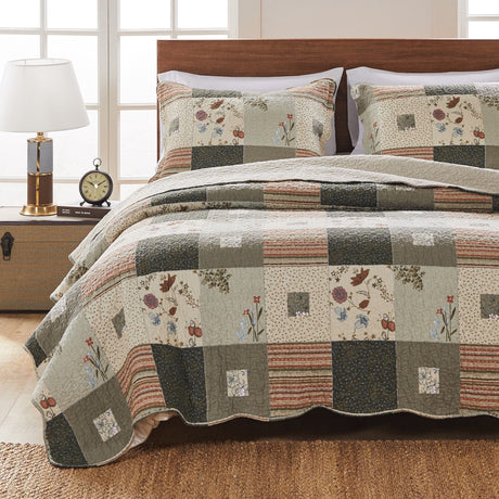 Sedona Patchwork Quilt Set