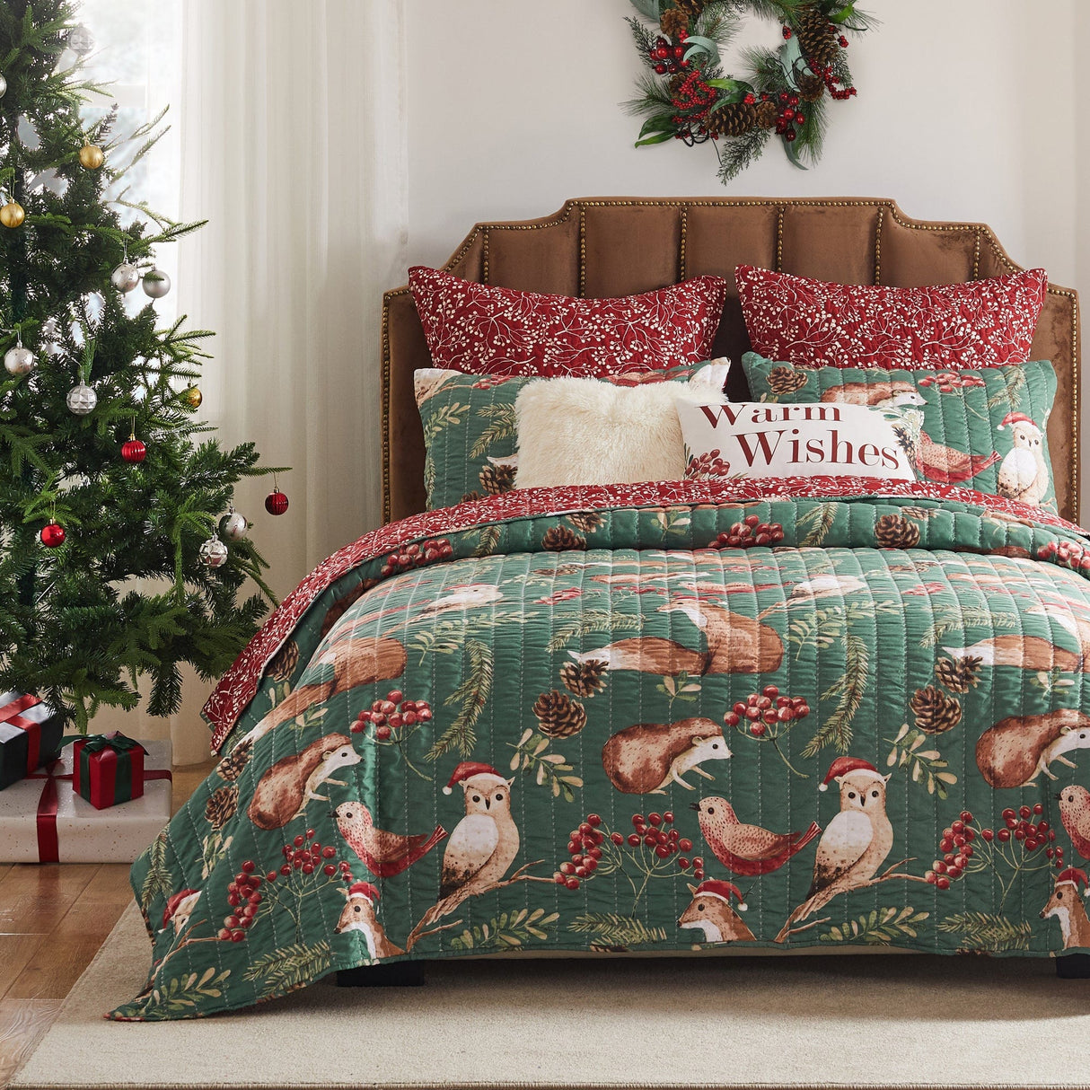 Holiday Willow Reversible Quilt Set