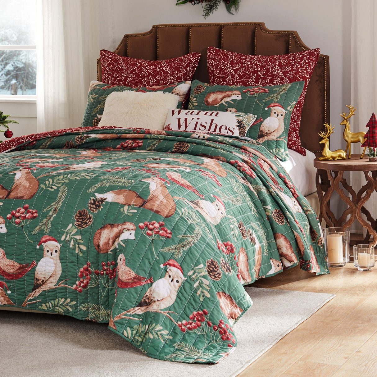 Holiday Willow Reversible Quilt Set