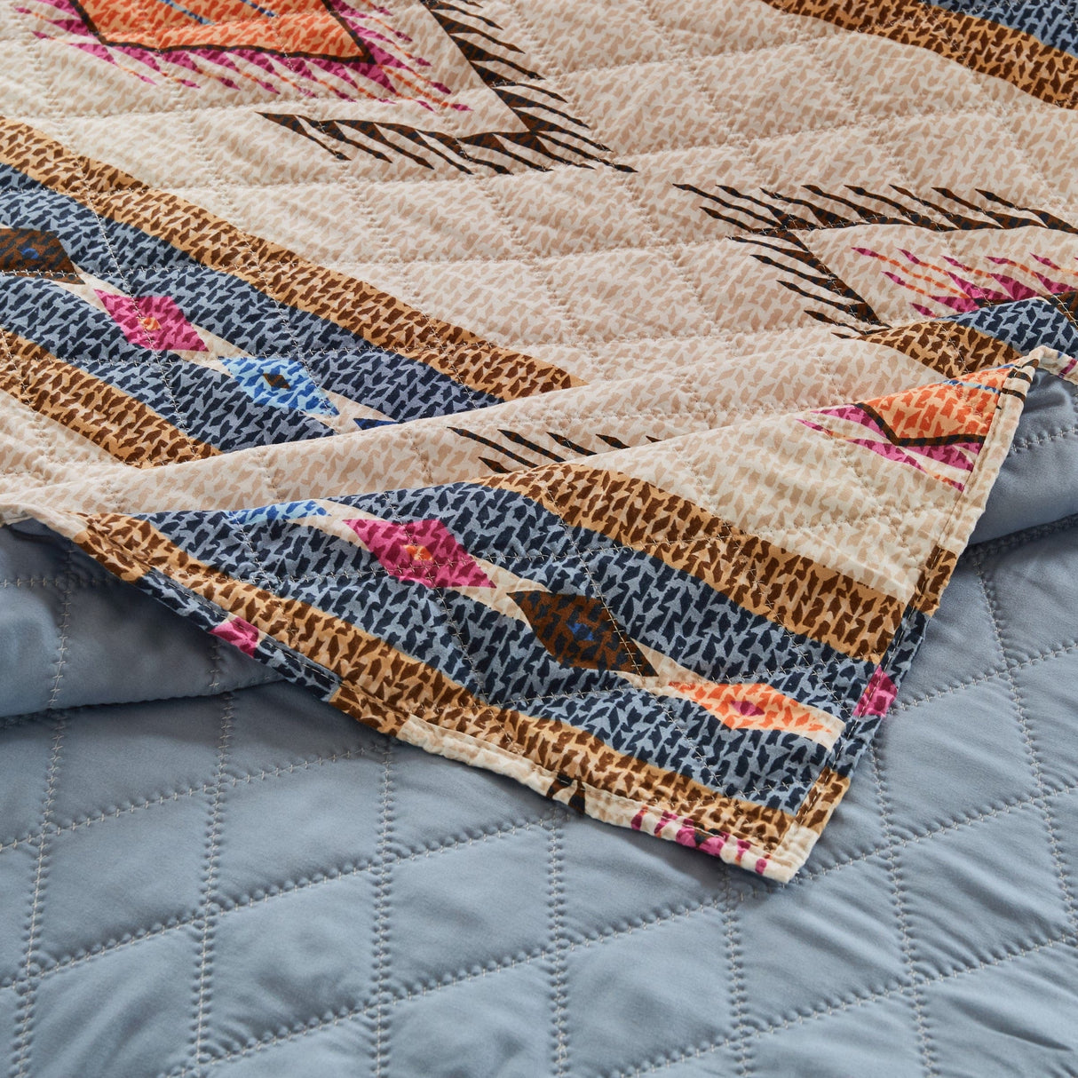 Spirit Canyon Quilt Set