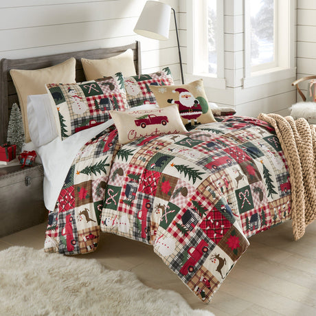 Holiday Wonderland Comforter Set