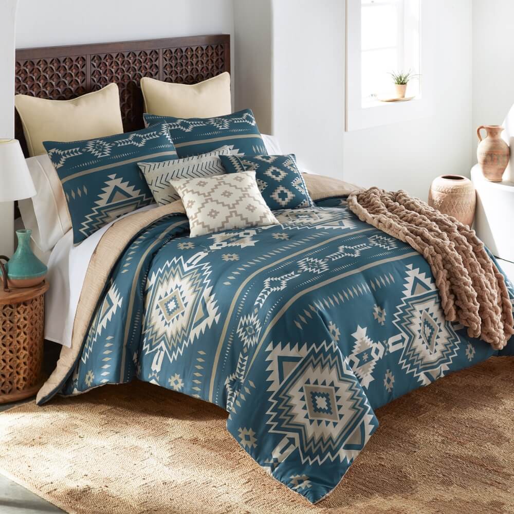 Arrow River Comforter Set